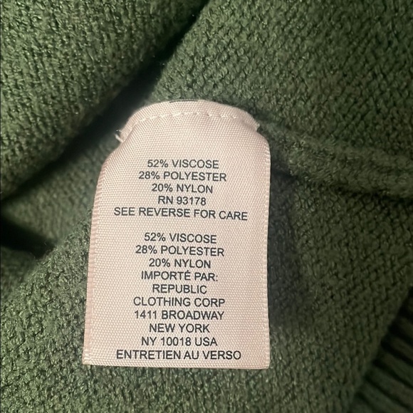 Philosophy Green V-Neck Sweater - Picture 7 of 8